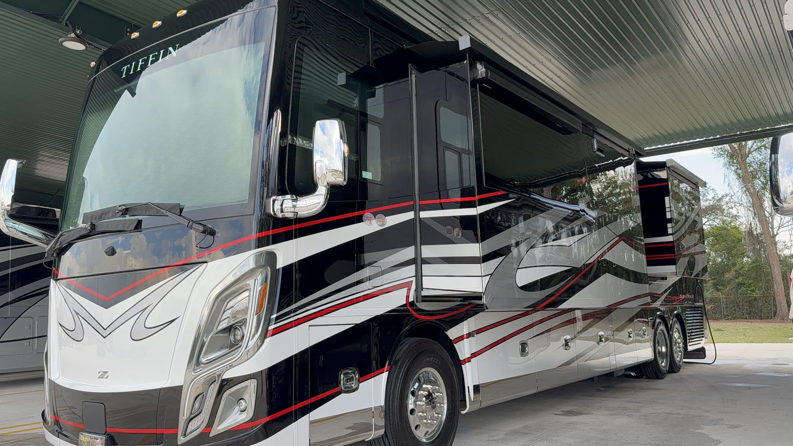 RV Detailing Finish